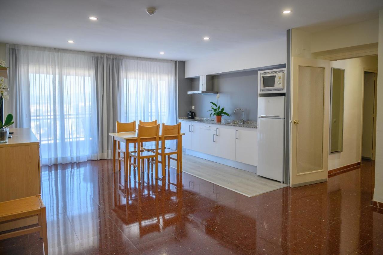 Beach Family Apartments 萨洛 外观 照片