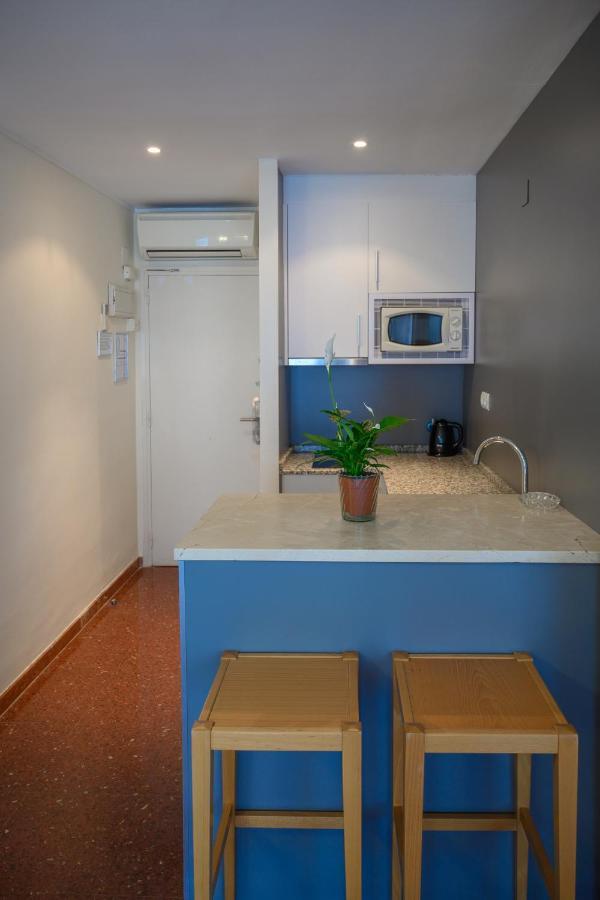 Beach Family Apartments 萨洛 外观 照片
