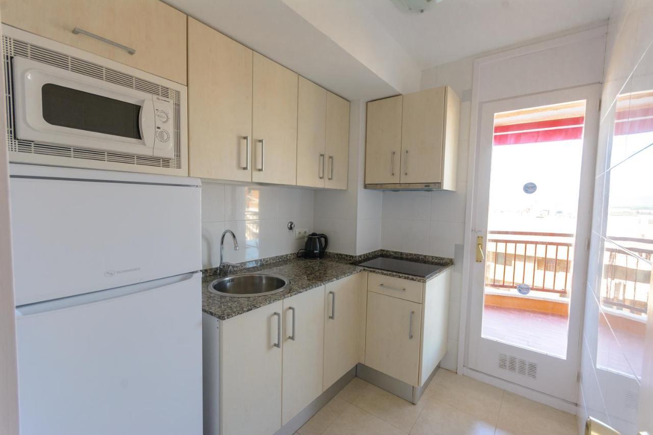 Beach Family Apartments 萨洛 外观 照片