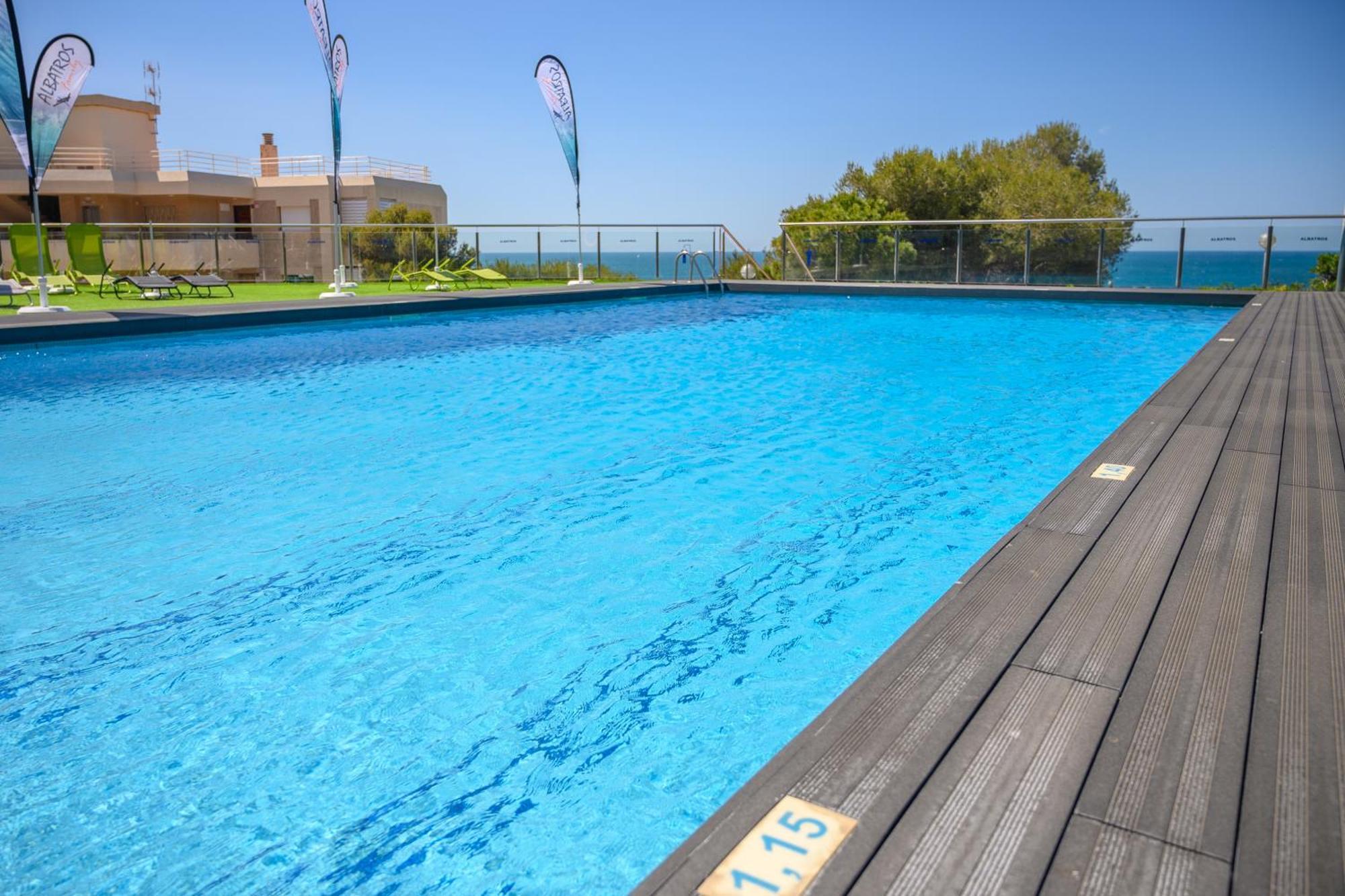 Beach Family Apartments 萨洛 外观 照片